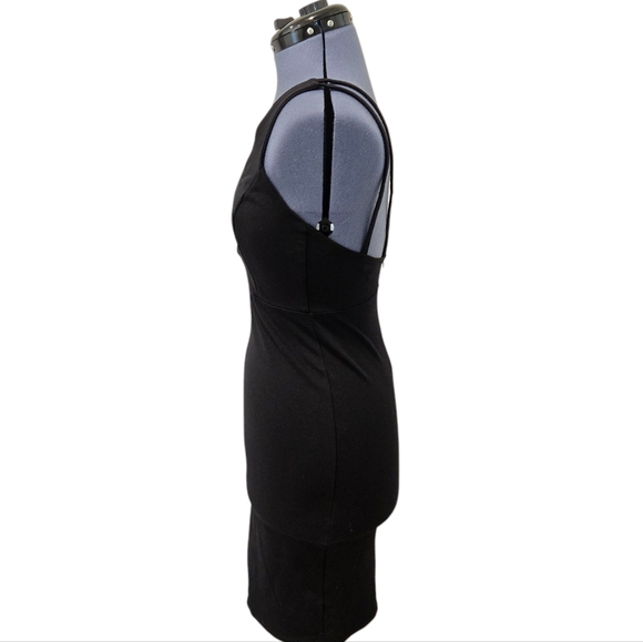 Lulu's Gracefully Yours sleeveless v-neck little black dress medium - Picture 4 of 11